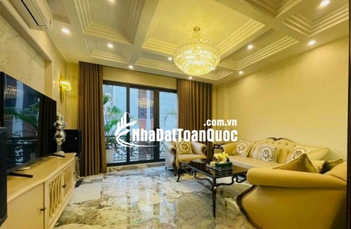 BÁN GẤP NGỌC LÂM 60M x 7T THANG MÁY, GARA Ô TÔ, FULL NỘI THẤT, KINH DOANH. GIÁ 1X TỶ